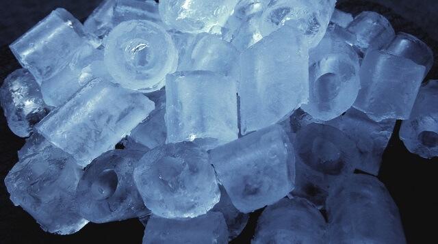 subzero ice cubes